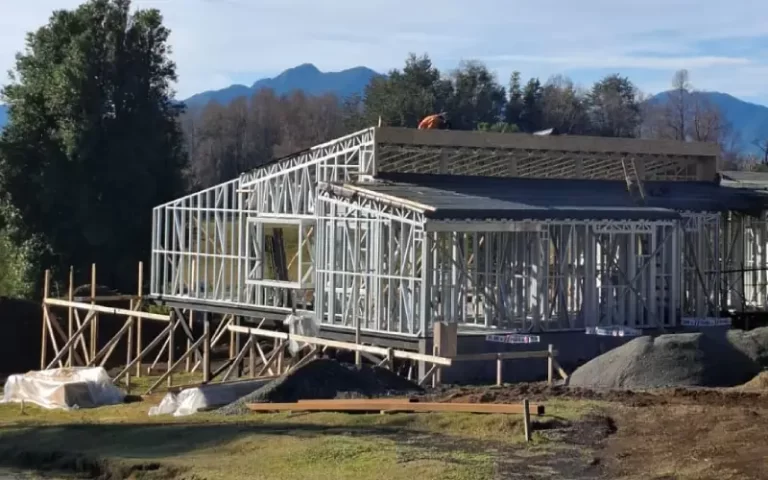 Casa La Reserva en Vista Magna - estructura metálica en proceso de construcción